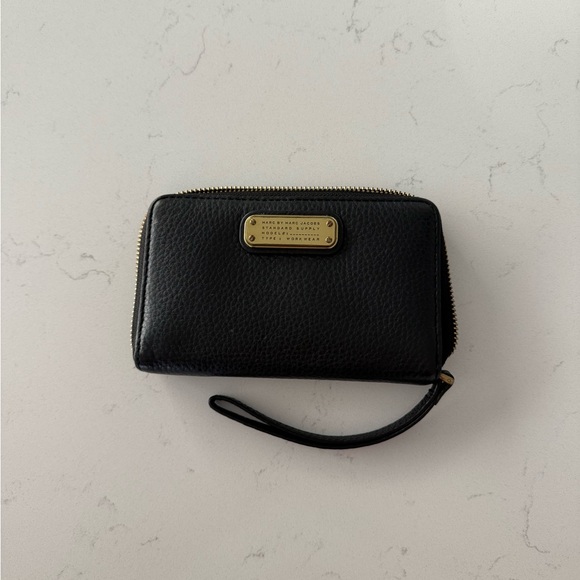 Marc By Marc Jacobs Wristlet Wallet - Picture 1 of 6